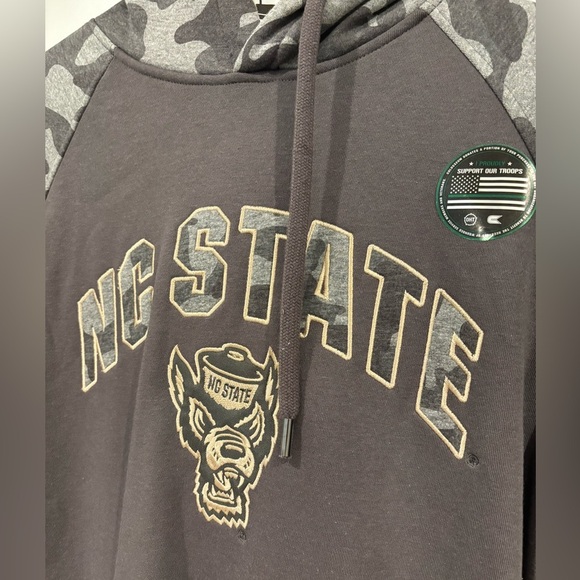 NC State Mens Support Our Troops Hoodie - Medium - Picture 2 of 5